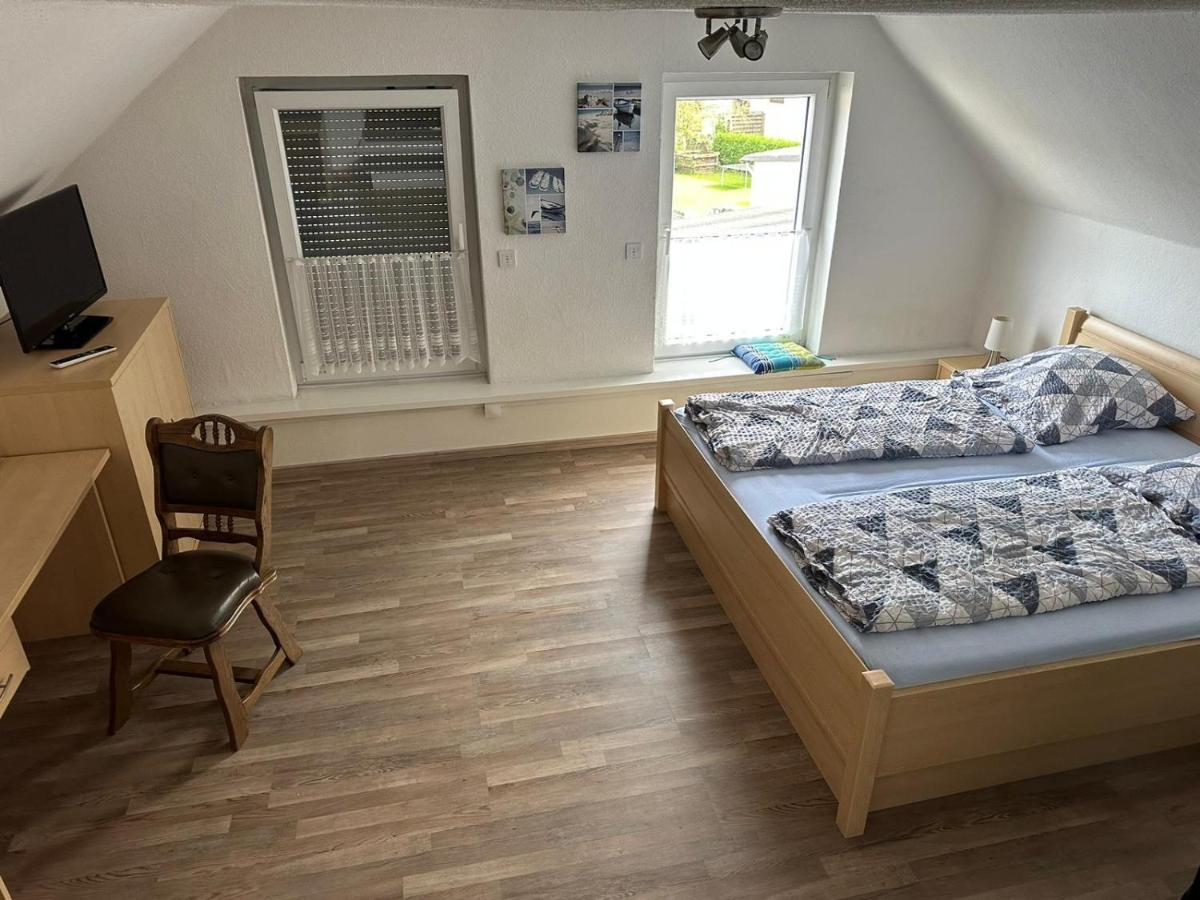 Zentrale Doppelbettzimmer Appartement Nordenham Buitenkant foto