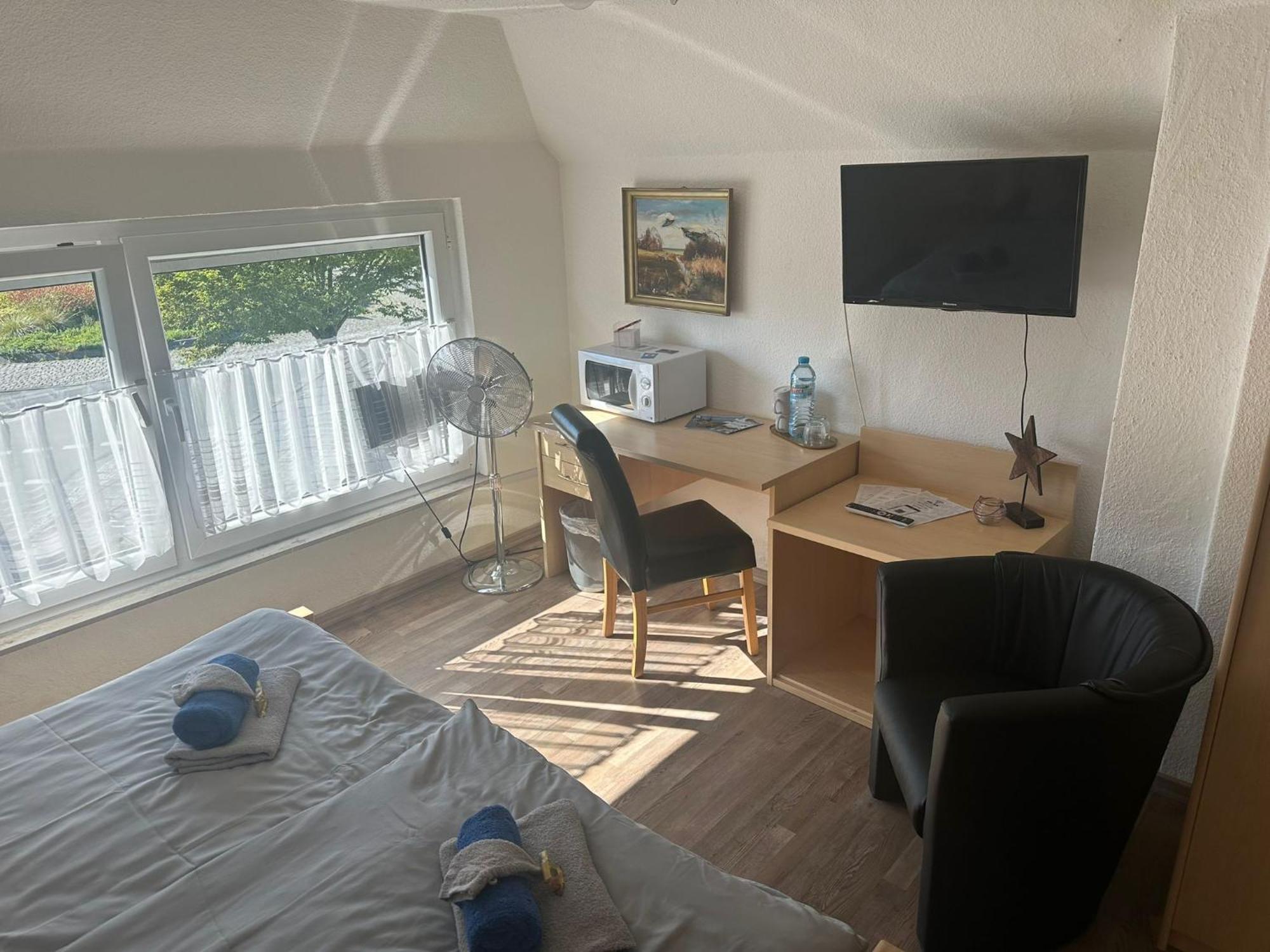 Zentrale Doppelbettzimmer Appartement Nordenham Buitenkant foto